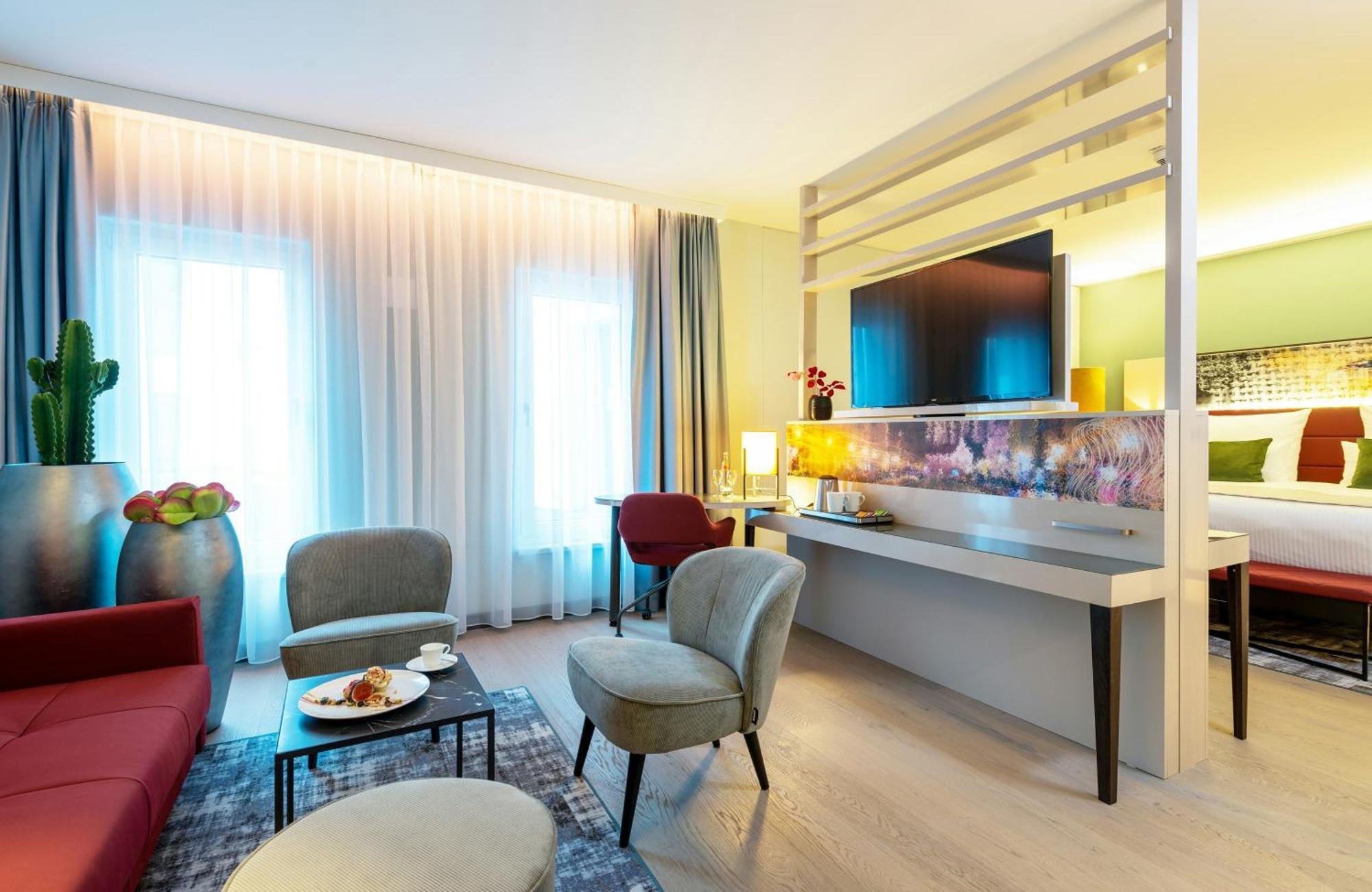 Junior Suite,1743431654:JPEG